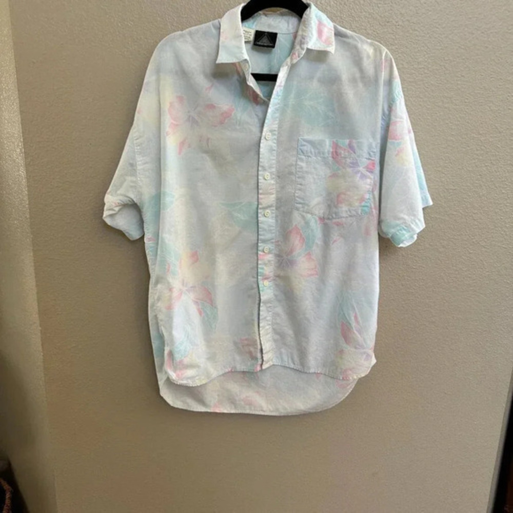 Kennington Hawaiian Shirt‎ Size Medium